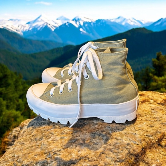 Converse Chuck Taylor All Star Lugged Platform High Top Sneaker.. - Picture 5 of 12